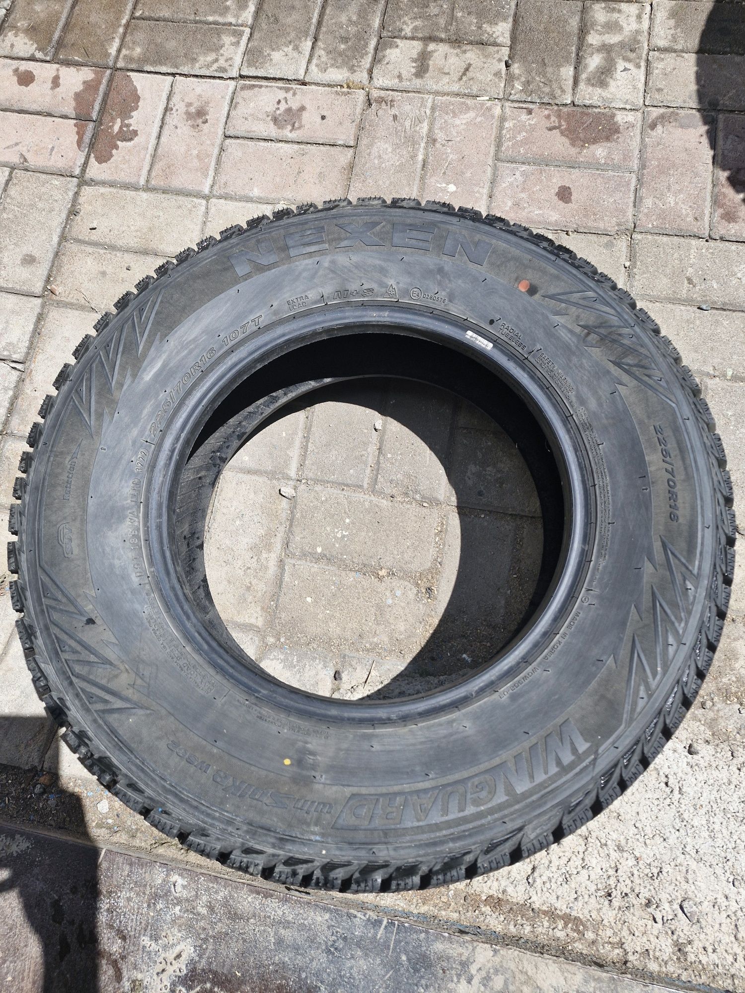 Продам зимнию резину r 16