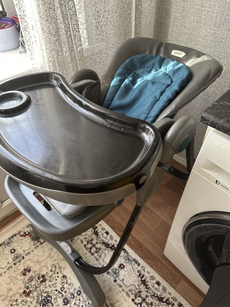Продам стул для ребенка