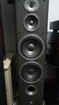 Акустика jbl e90в чёрном цвете