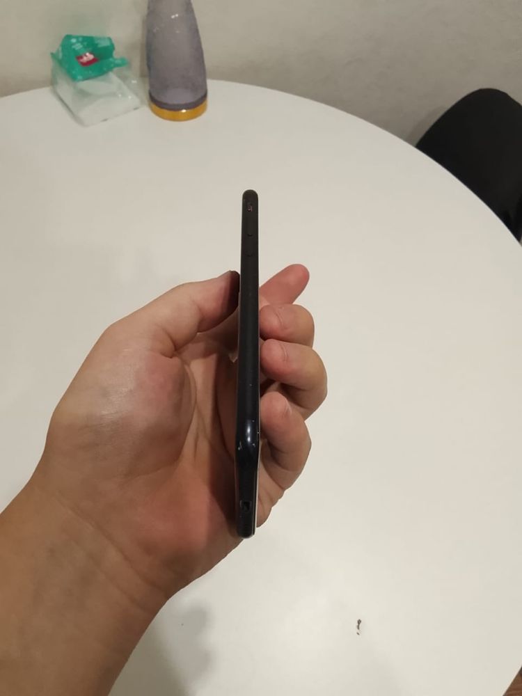 IPhone SE 2020, 128гб