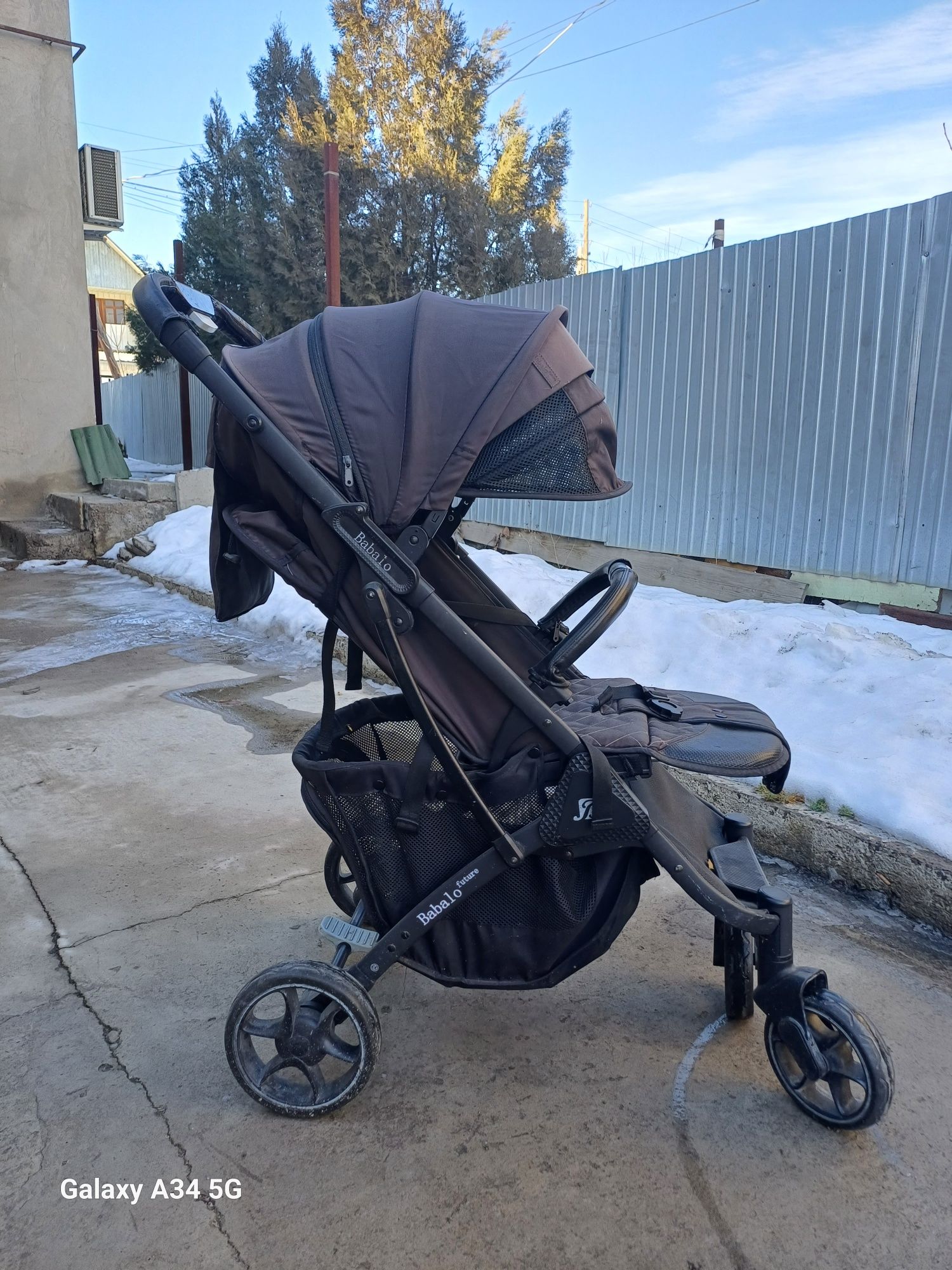 Продам детскую коляску