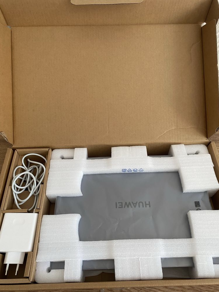 14" Ноутбук HUAWEI MateBook D 14 MDF-X серый
