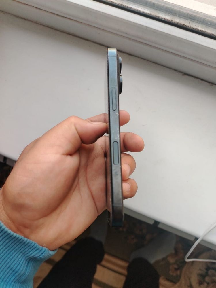 Iphone 16 pro 128 esim