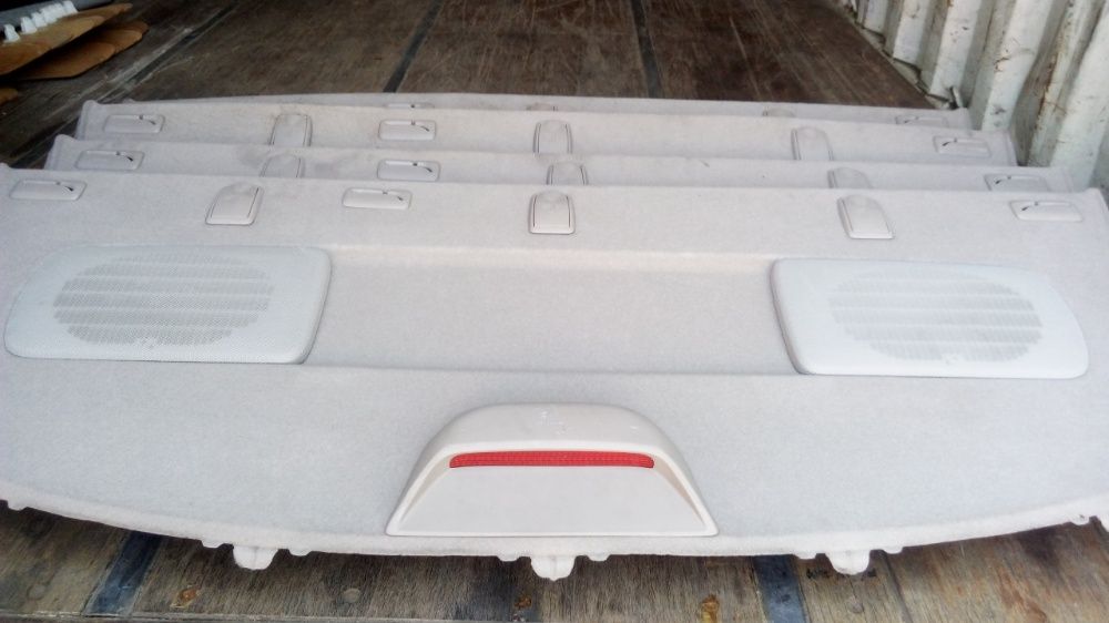 Продам полка задняя Toyota Camry 30 - 35 ACV30