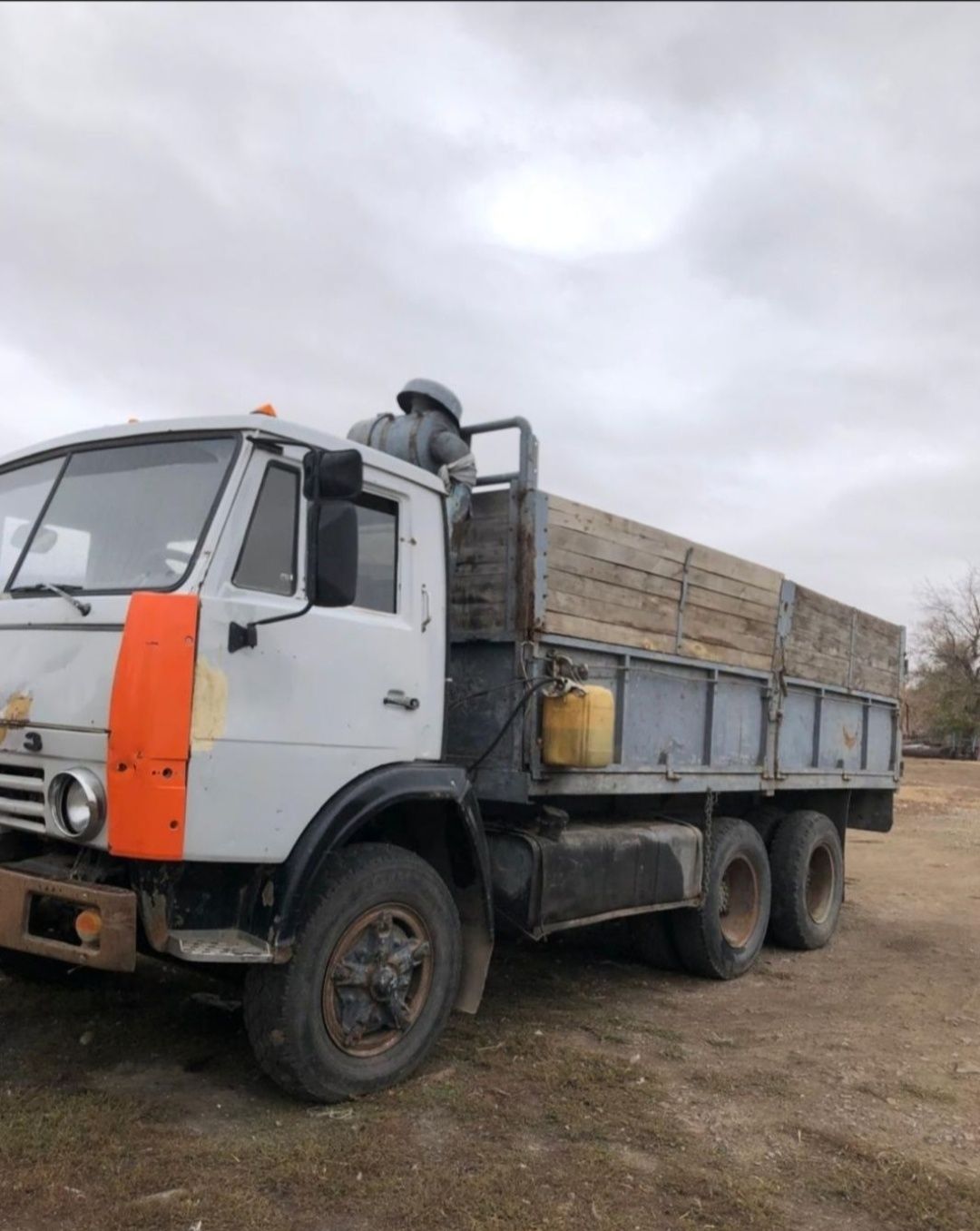 Срочно продам КамАз 5320 бортовой