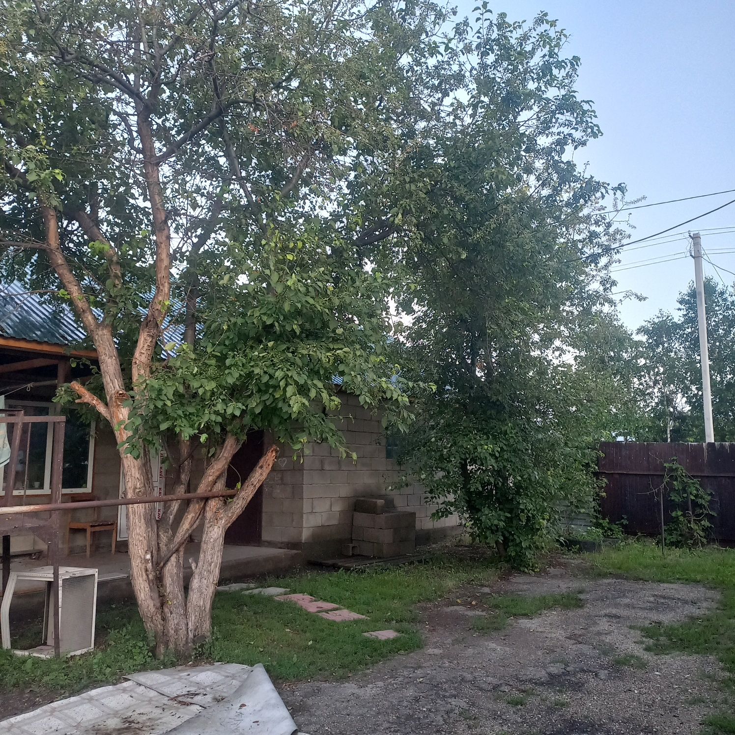 Продам  дом в Самсоновке на берегу речки.