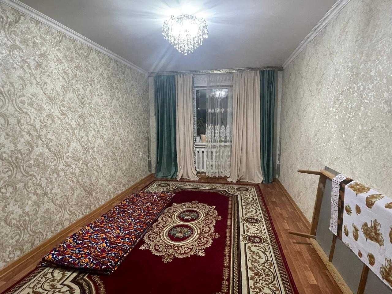 Продам 2-х комнатную квартиру по Мира 4-ый микрорайон 4/5 эт