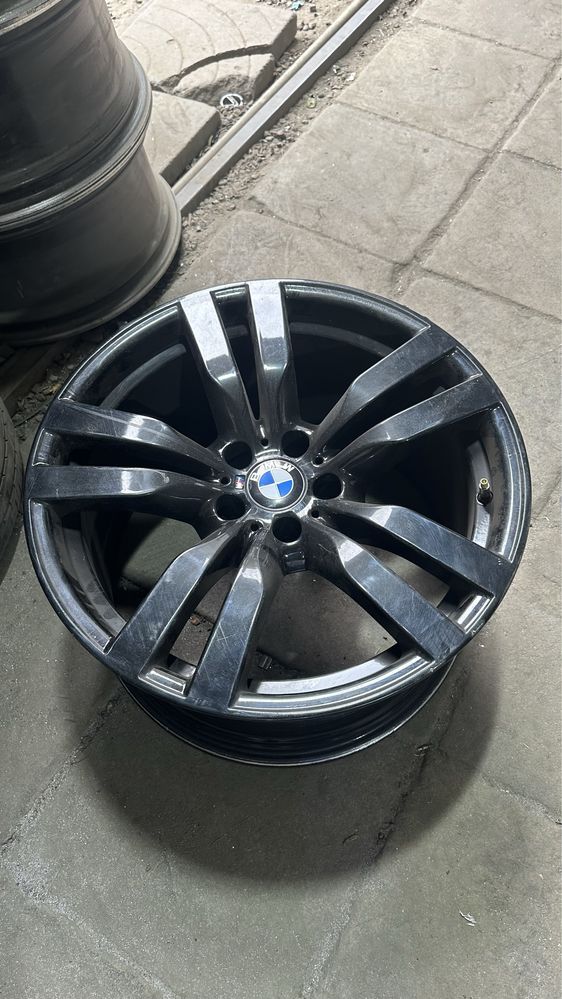 Оригинальный  диск от Bmw X6M 2012 года