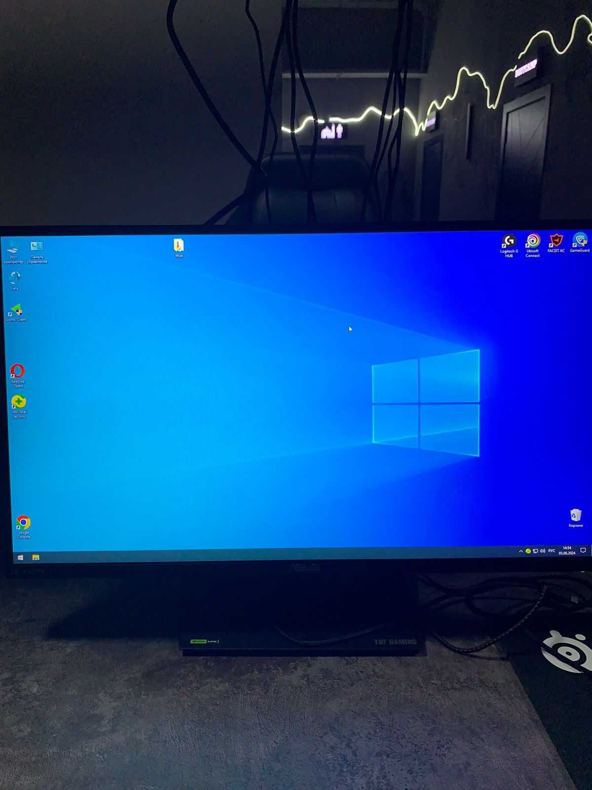 Срочно продается Монитор ASUS TUF Gaming VG259QM черный