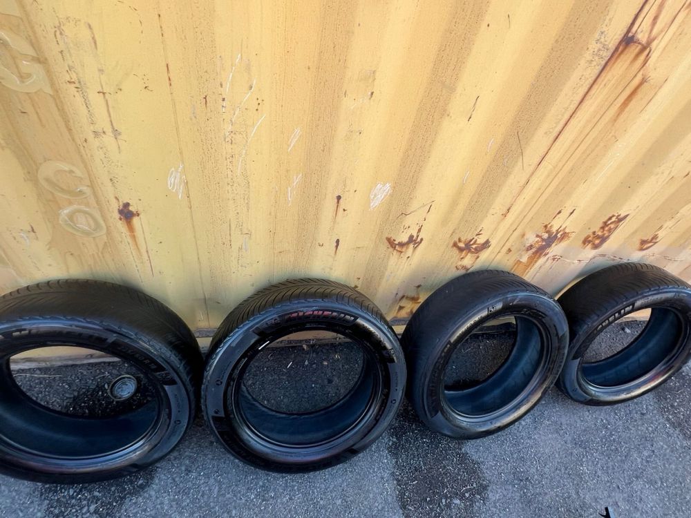 Продам резину michelin 225/60/18 всесезонка