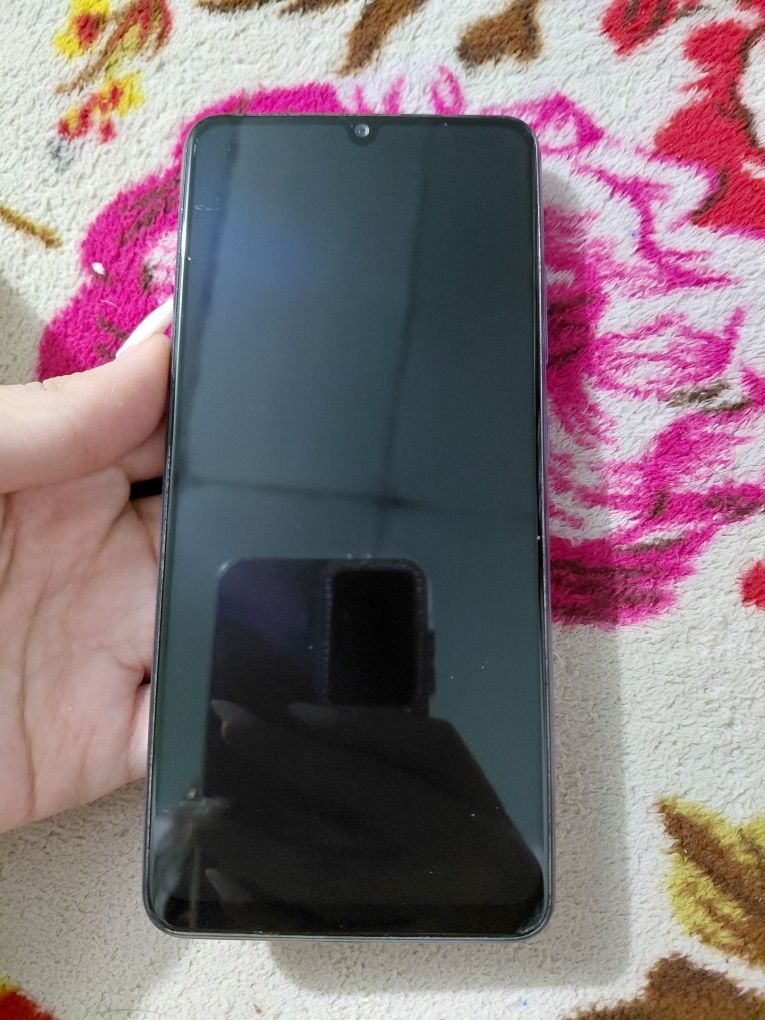Продается телефон Samsung a32