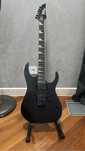 Электрогитара Ibanez GRG121DX-BKF Black и комбоусилитель peavey x2