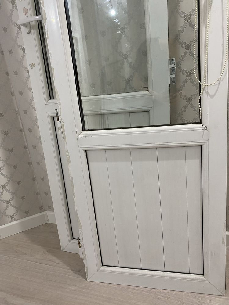 Пластиковые двери