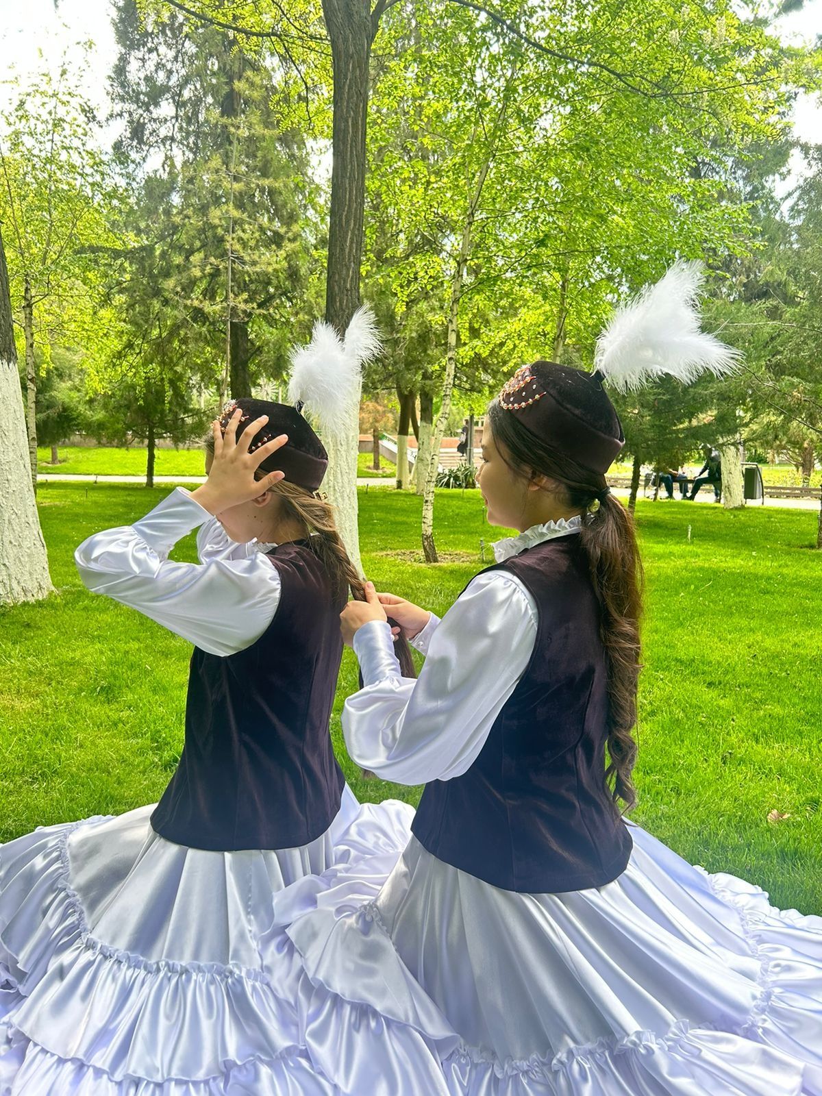 Казахский национальный костюмы