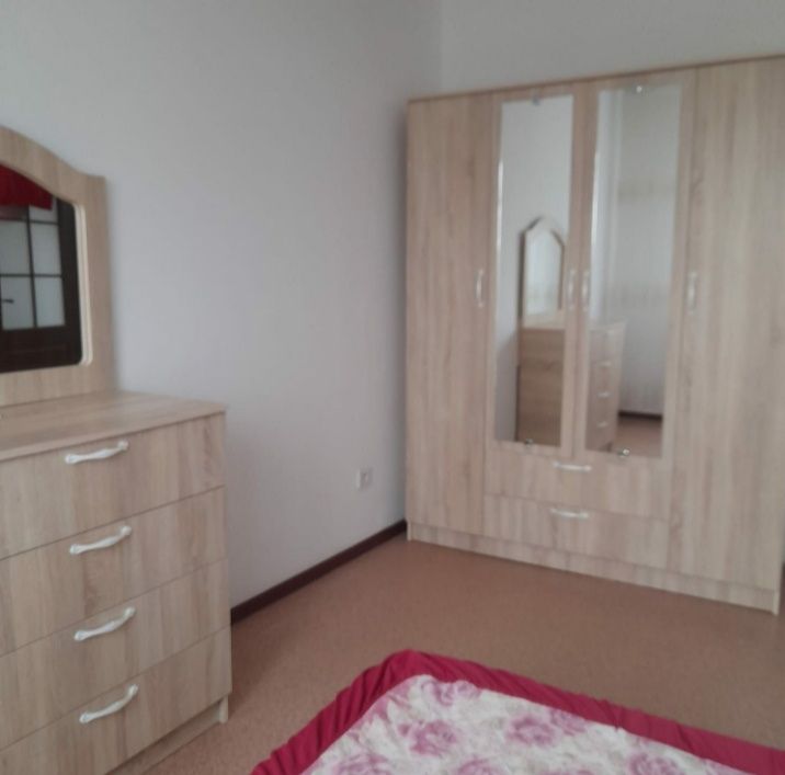 Продам спальный гарнитур, кровать шкаф