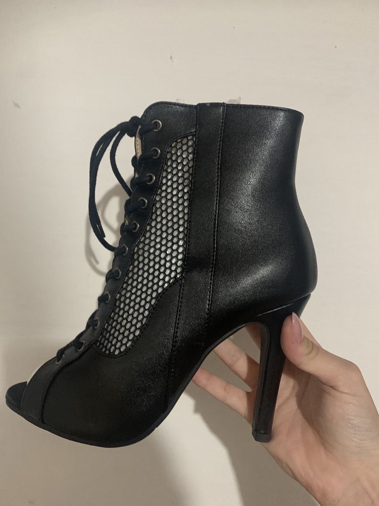 Продам туфли для хай хилс 9см.