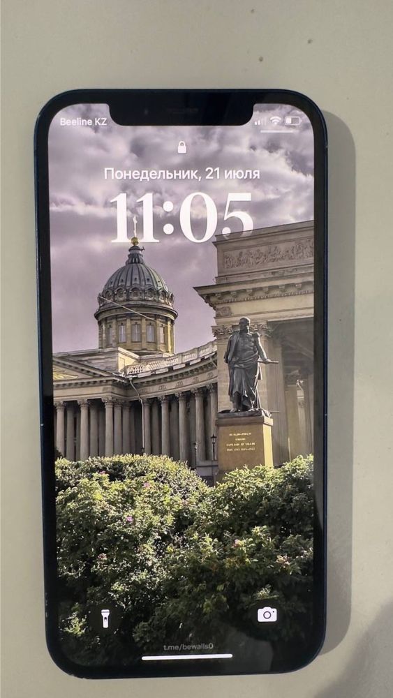iPhone 12 — 128 ГБ / Отличное состояние