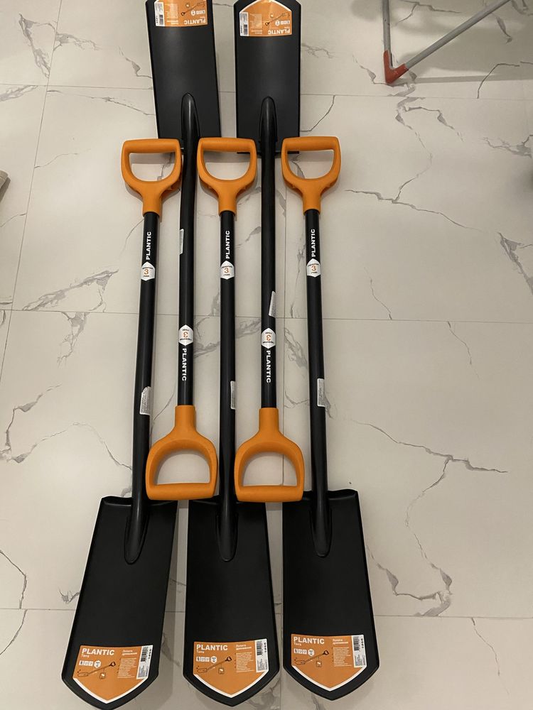 Лопата Original Plantic Fiskars Tera