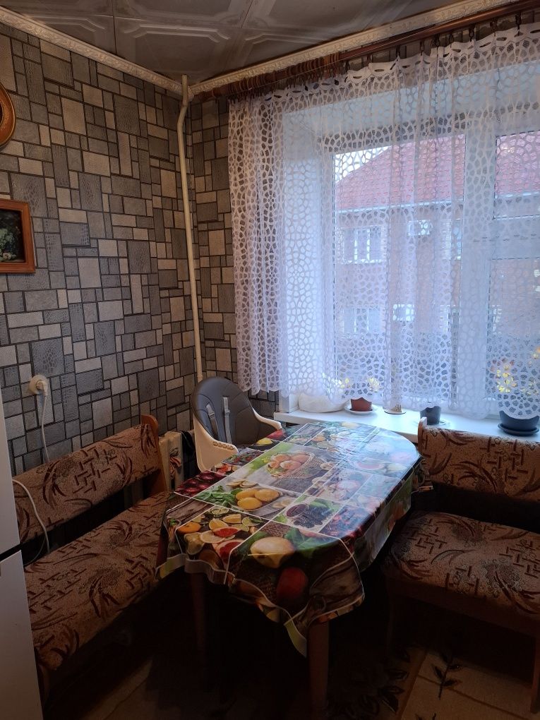 Продам или обменяю на частный  дом ,