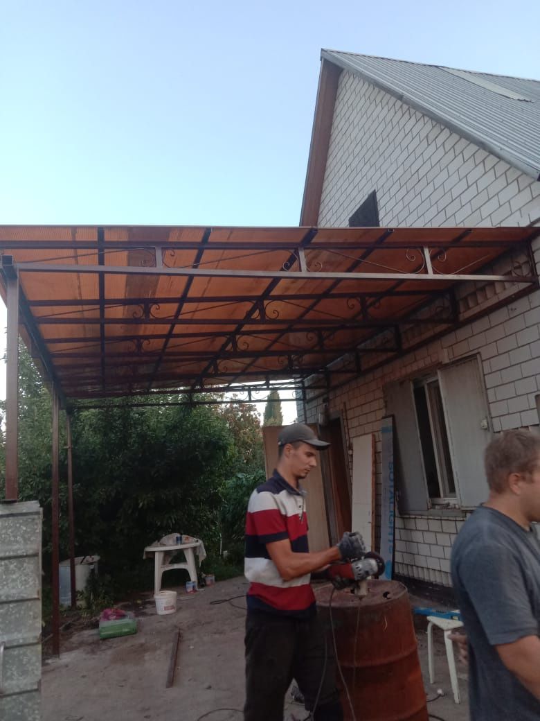 Ворота заборы двери перила лестнице
