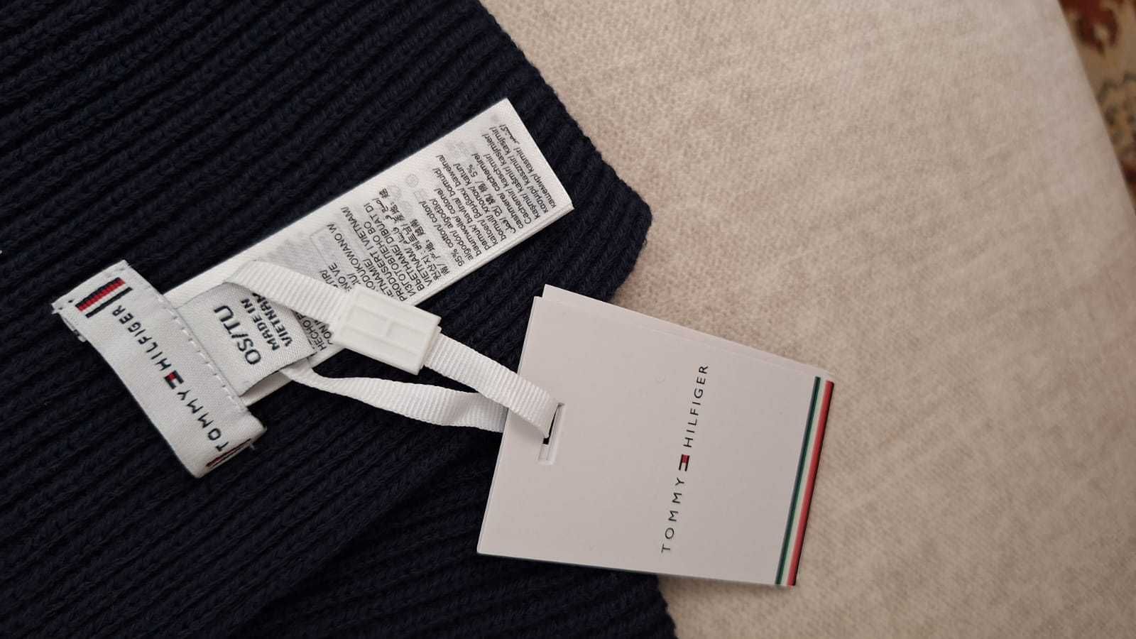 Шарф Tommy Hilfiger