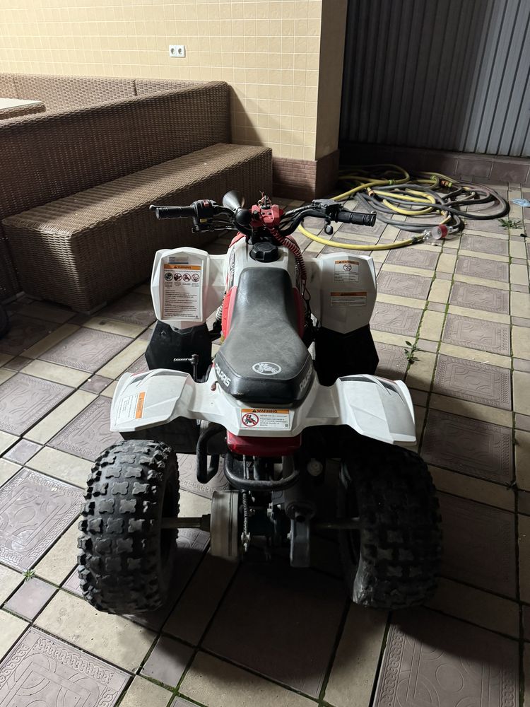 Квадроцикл polaris outlaw
