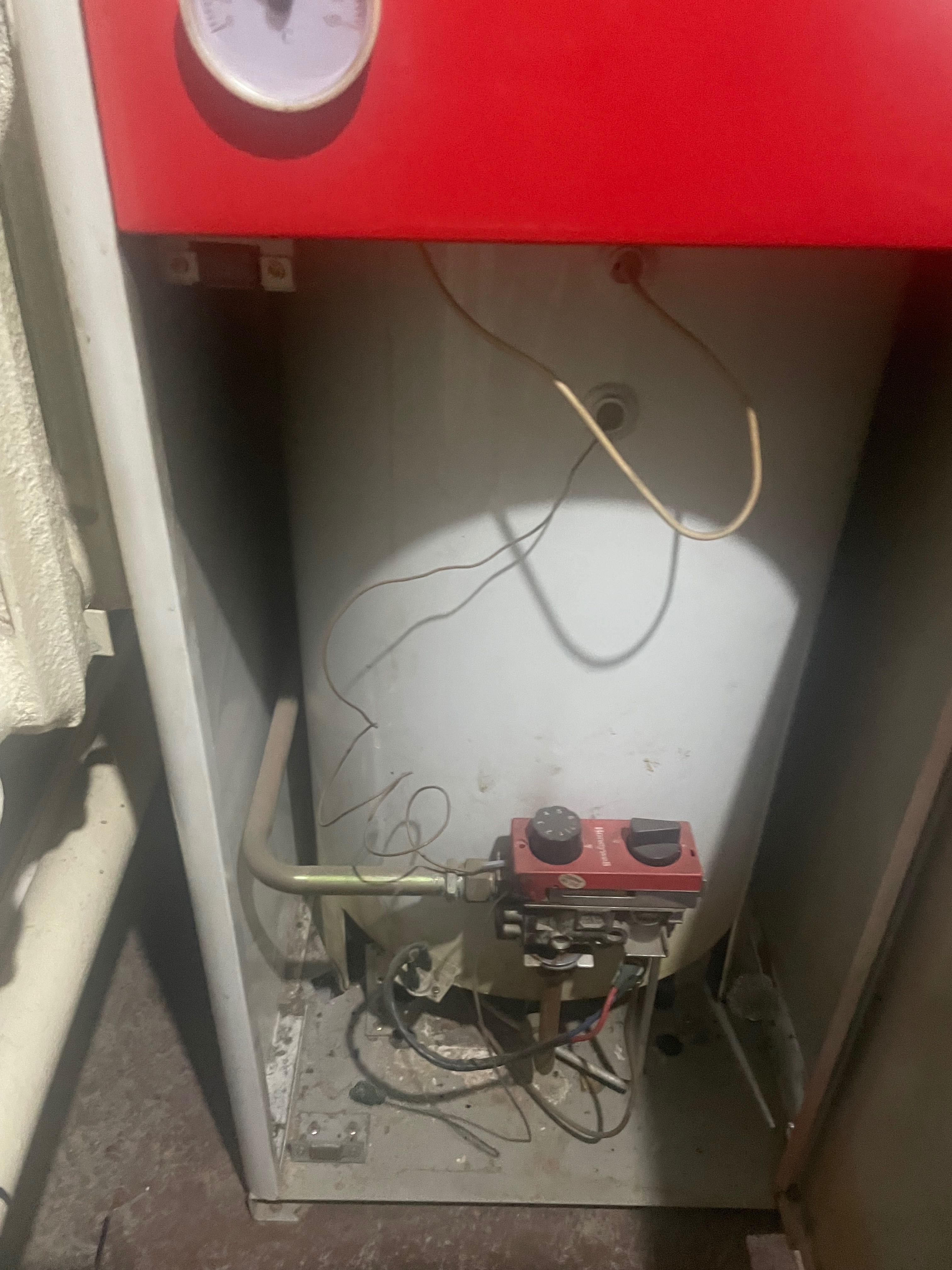 Продам печку газовую для отопления дома