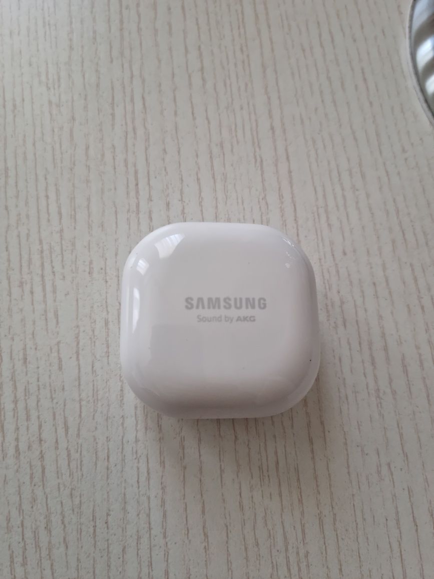 Samsung Buds Live