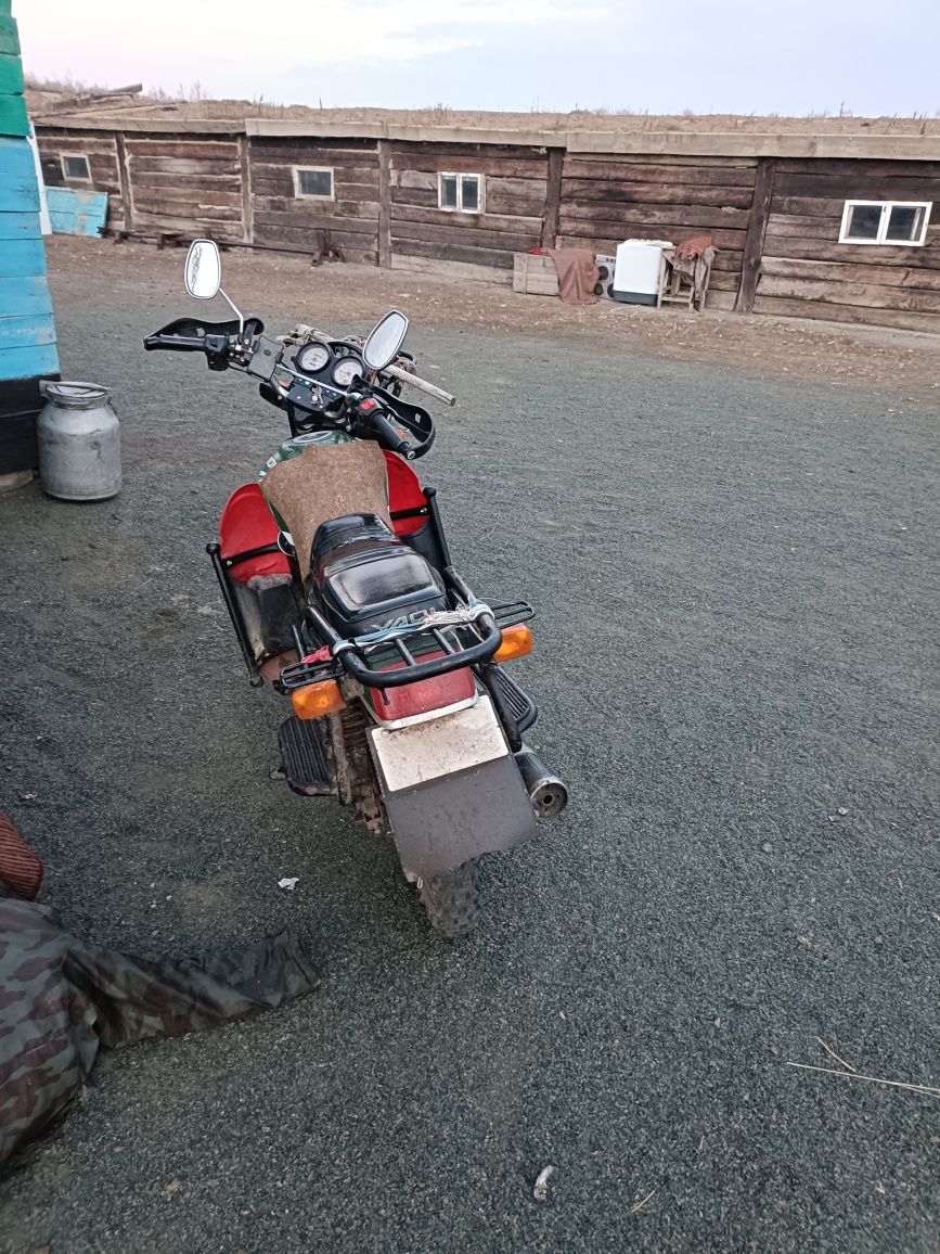 Продам мотоцикл Yaqi 200 куб. Обмен есть