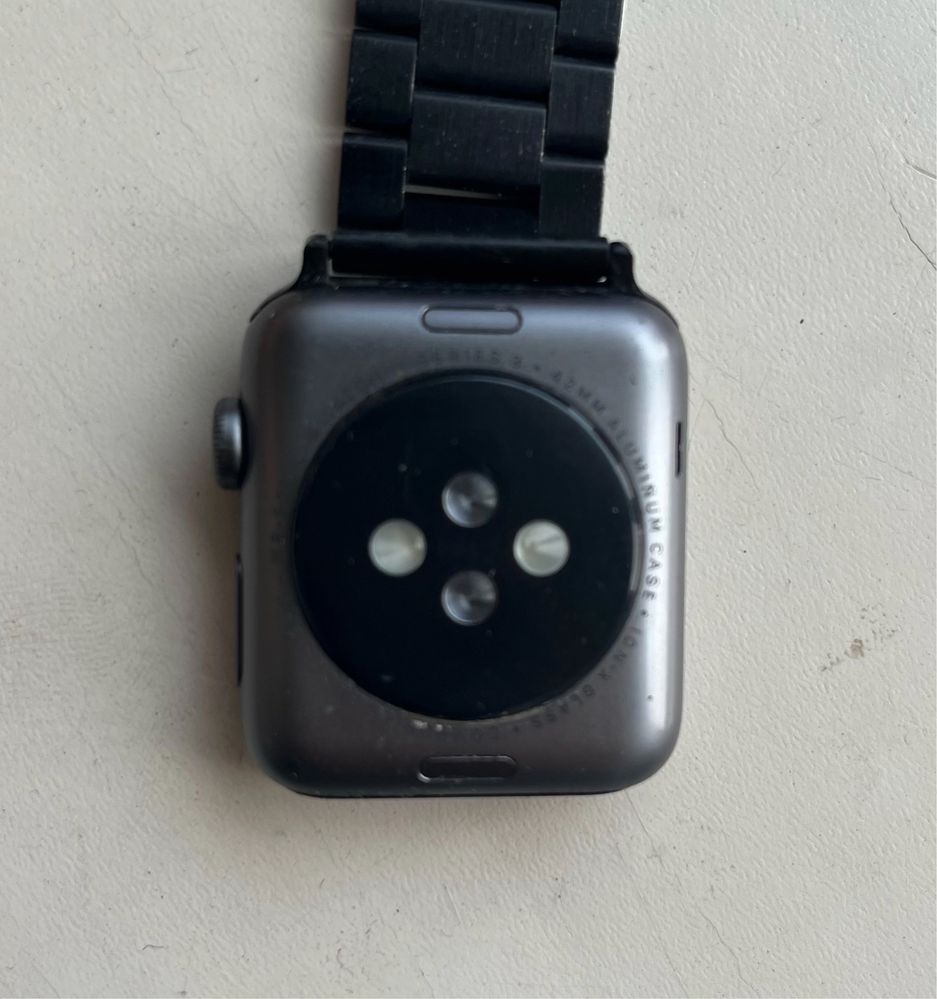 Apple watchs 3  серия