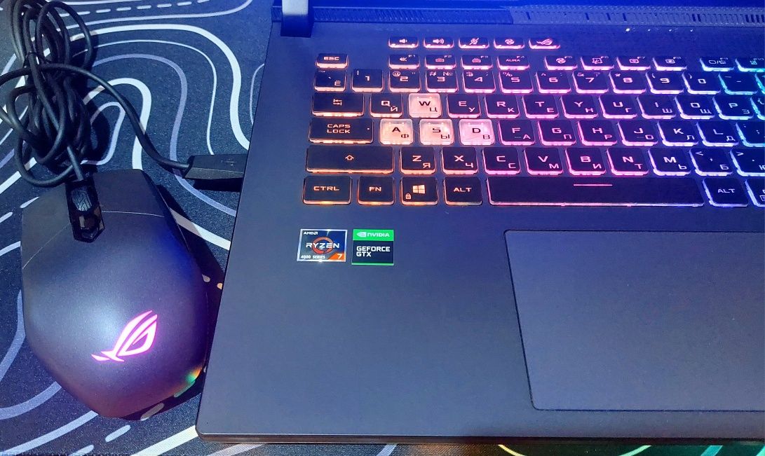 Asus Rog STRIX G513IH RYZEN 7!