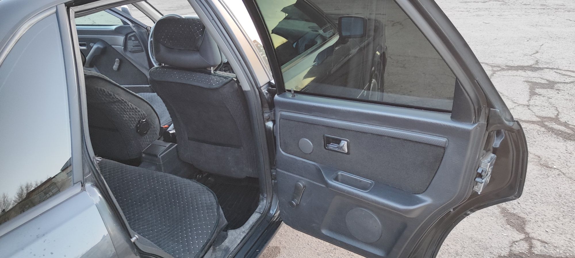 Продаю Audi 80 B4 1994