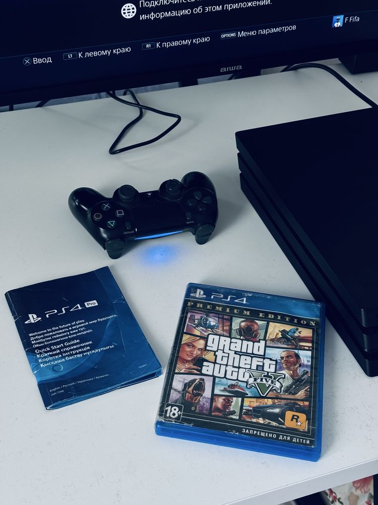 PlayStation 4 PRO В отличном состоянии