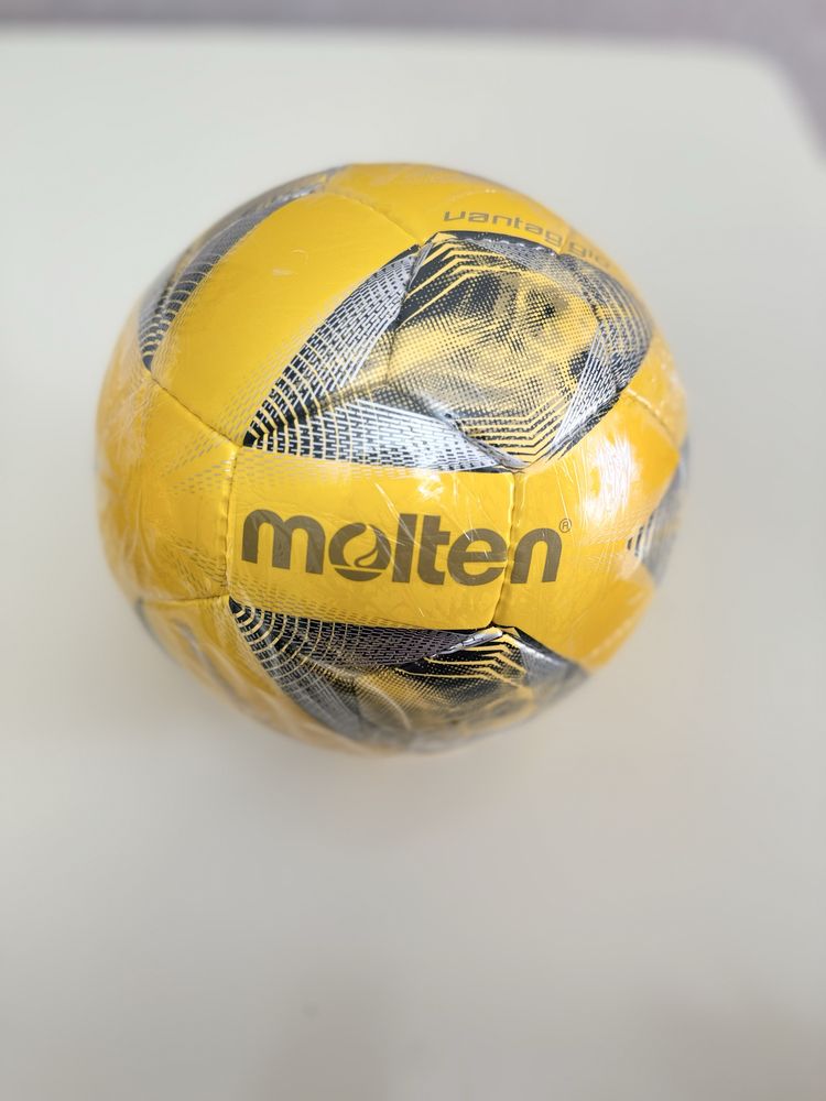 Продаются мячи Молтен-3200 (Molten) 4-размер