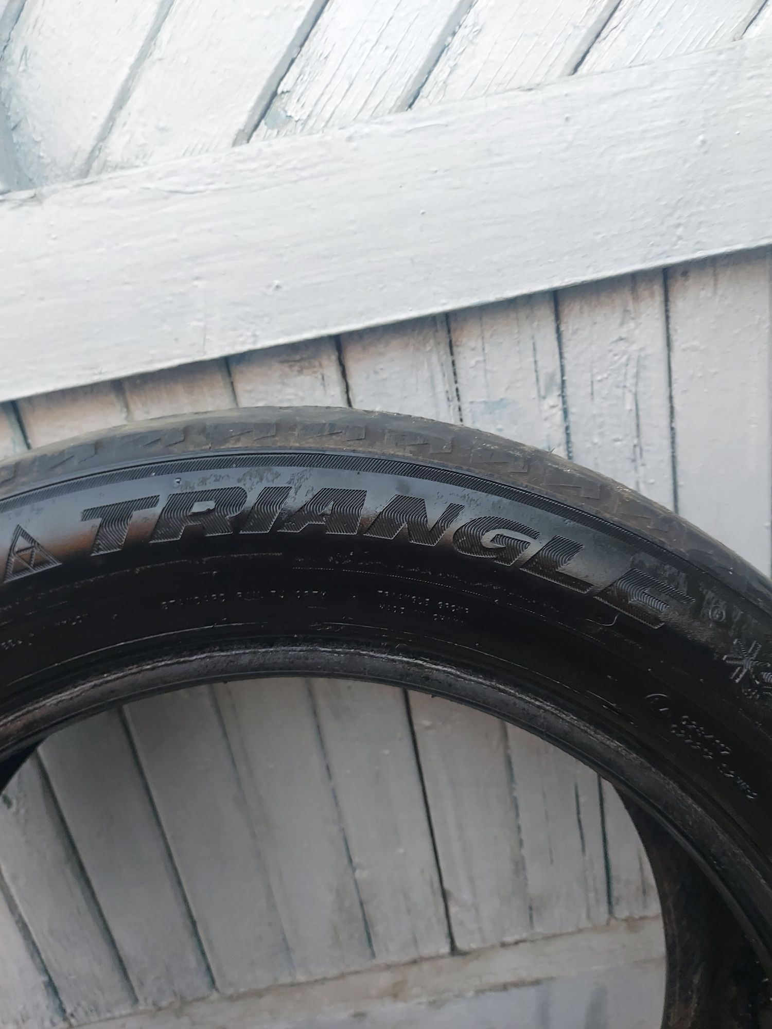 Продам шину 215/55/17