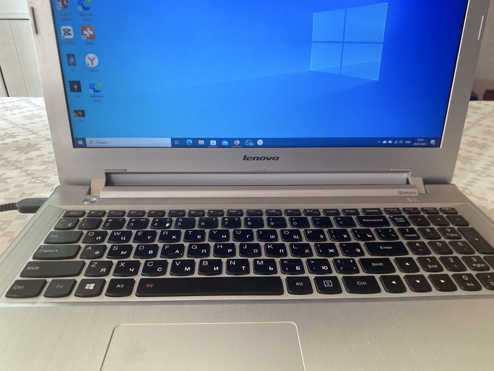Ноутбук Lenovo i5 (6-го поколения), 8 ГБ ОЗУ — в хорошем состоянии