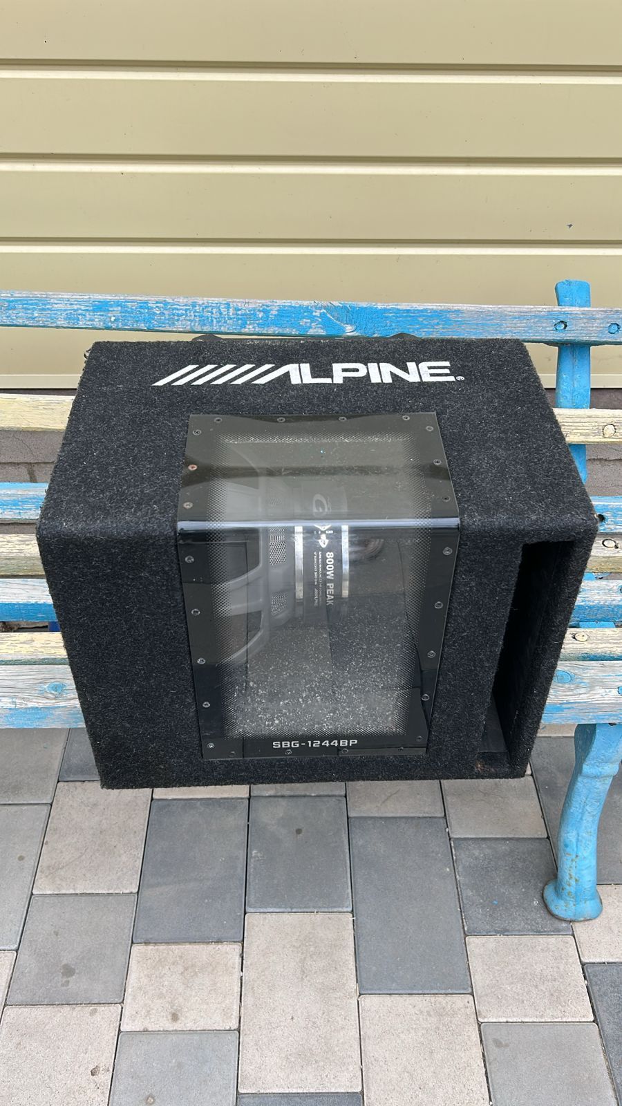 Продается Сабвуфер Alpine SBG-1244BP с усилителем Pioneer