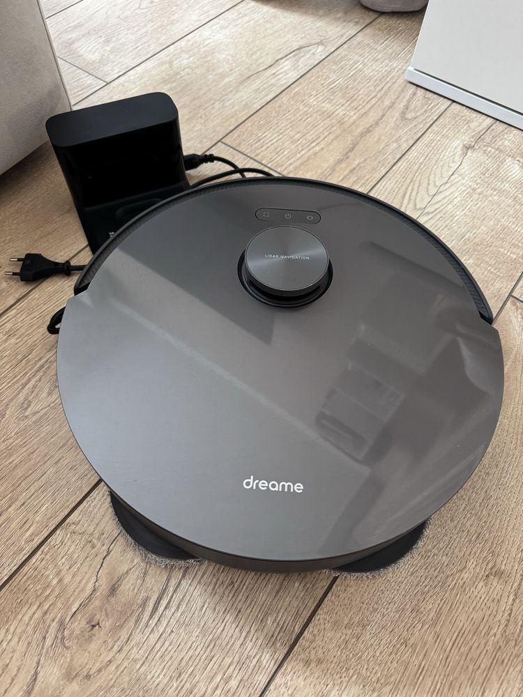 Продам Робот-пылесос DREAME L10s Pro черный