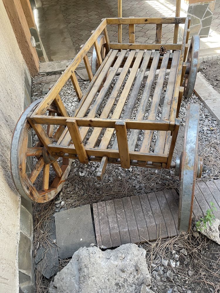 продам колесницуц для декора
