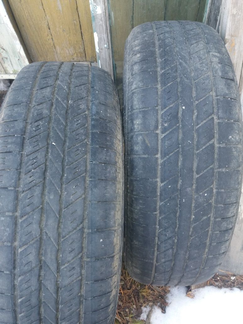Продам резину 6 штук