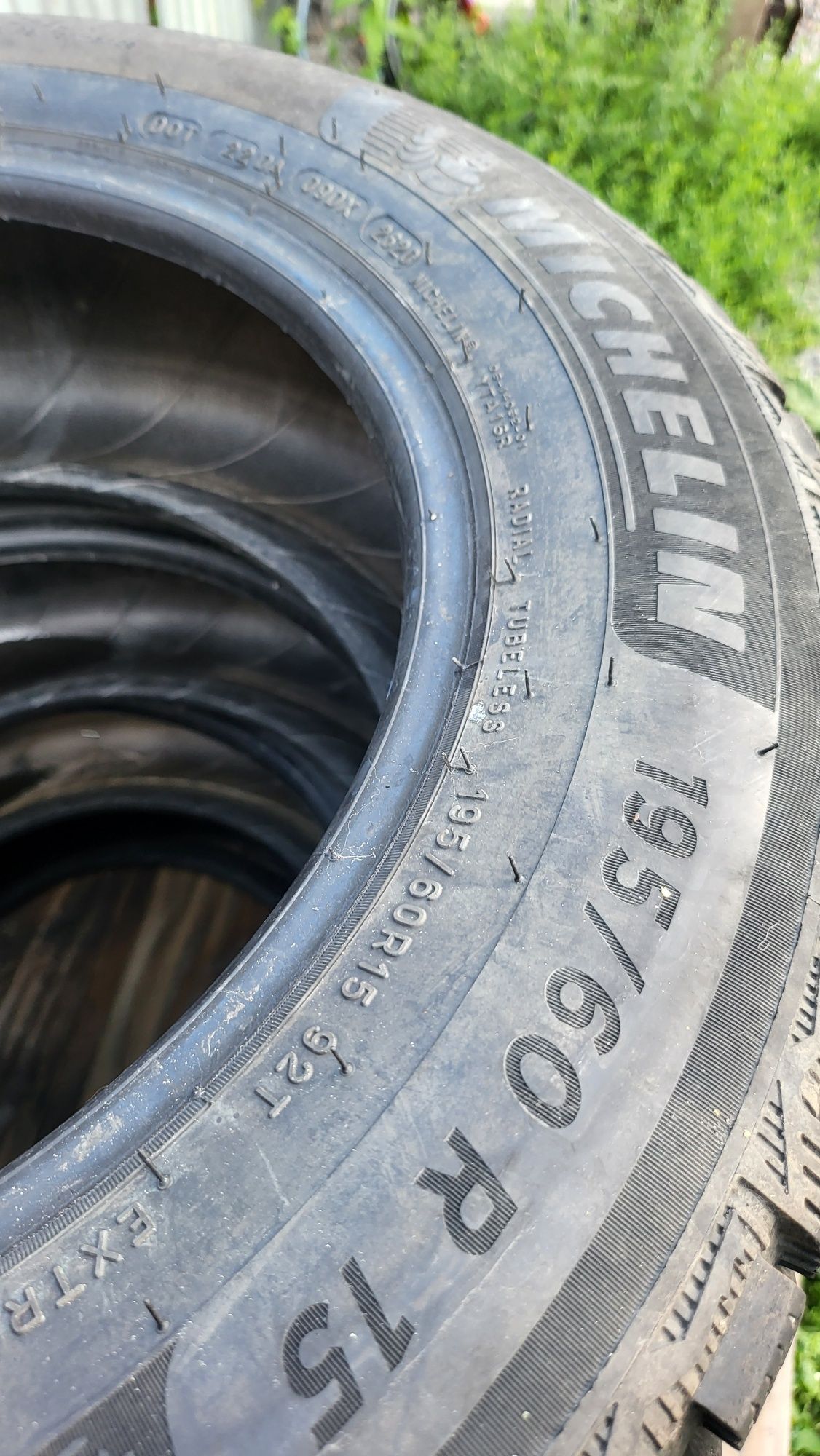195 60 r15 michelin x Ice north 4