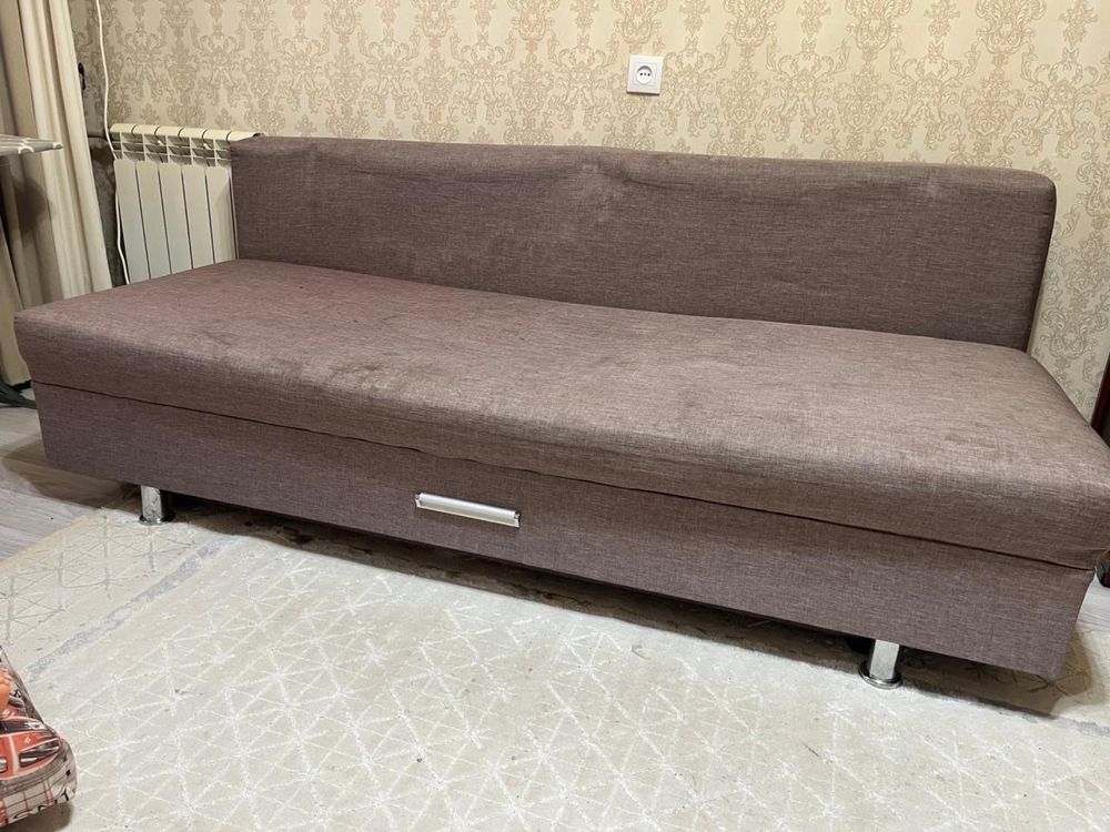 Продам диван для спальни и гостинной