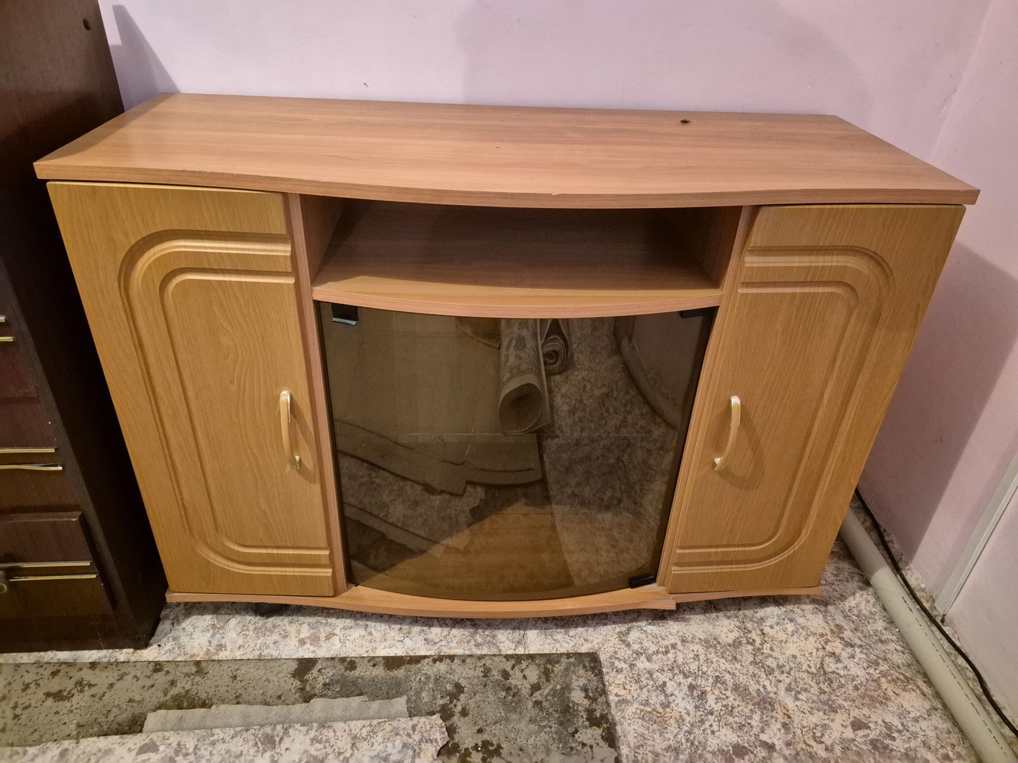 Продам подставку под телевизор