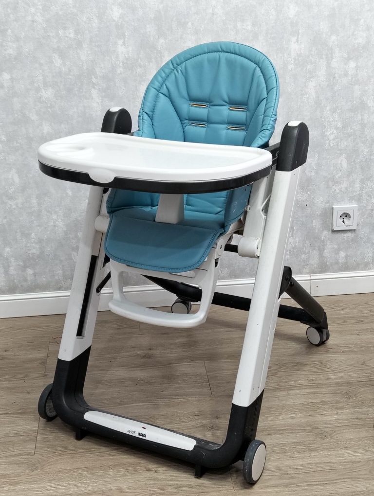 Продам стульчик для кормления Peg Perego Siesta Follow Me