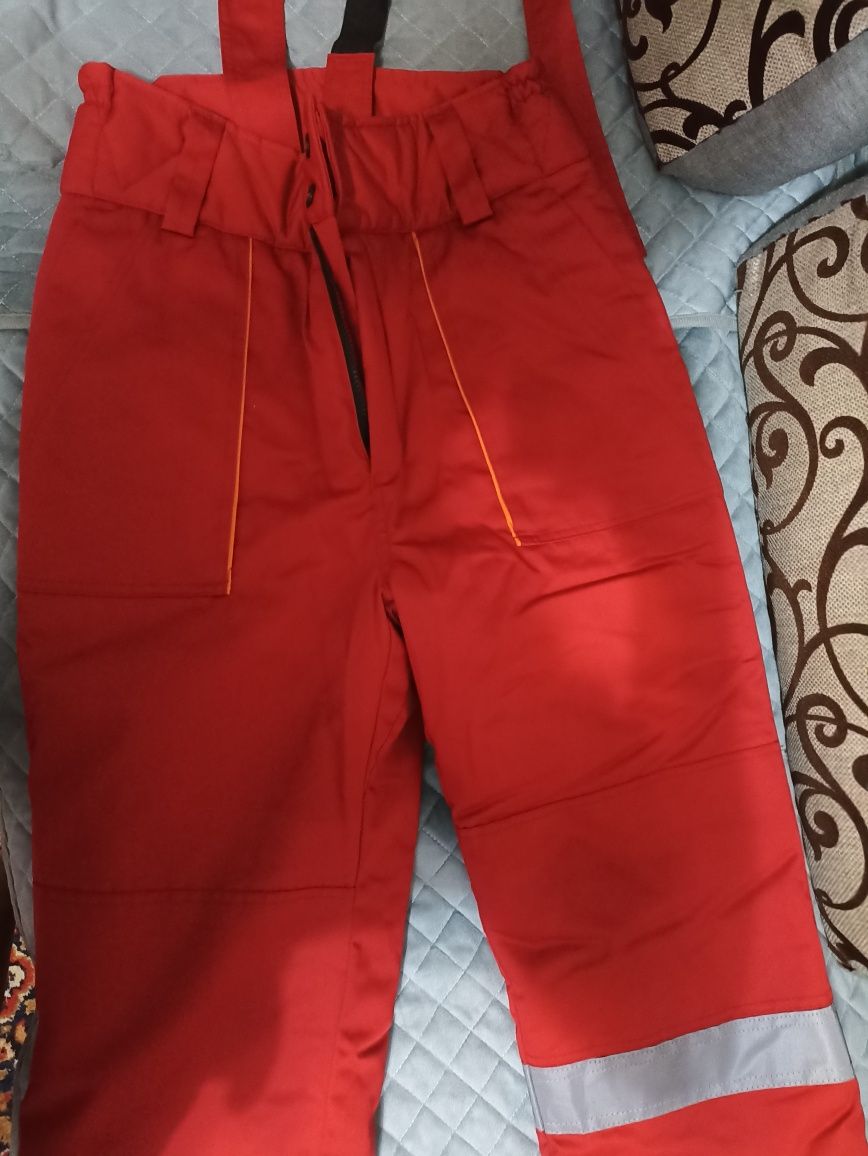 Продам бушлат с ватниками новые!