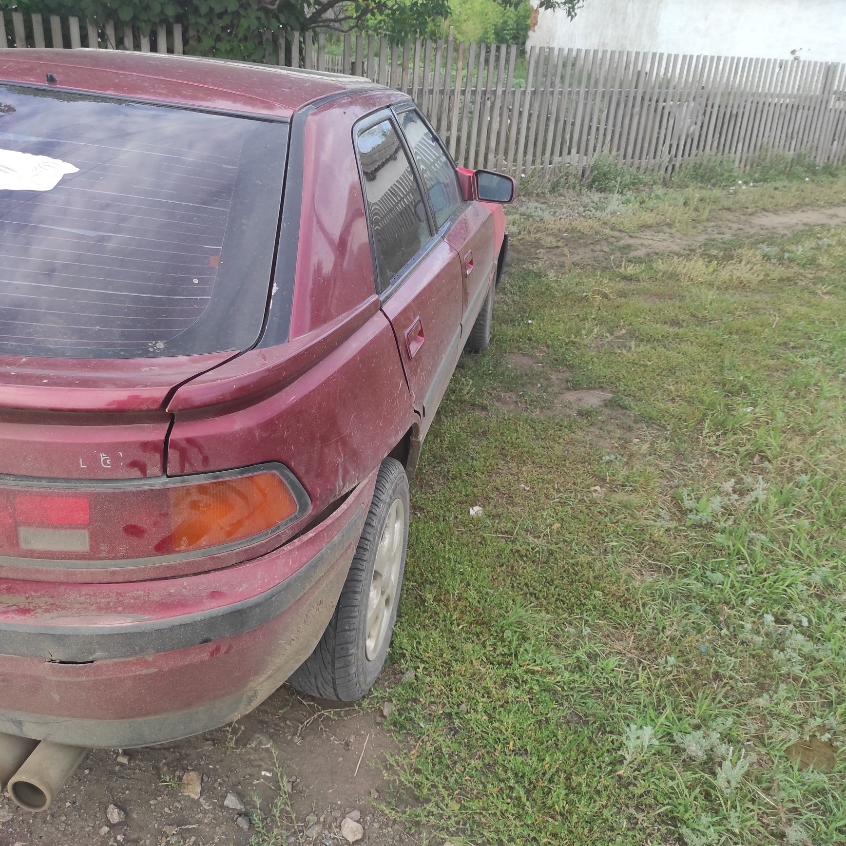 Мazda323fbg 1993 года