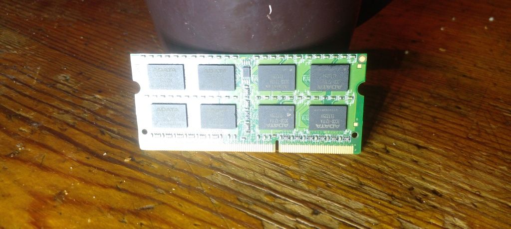 Продаю оперативку для ноутбука ddr3