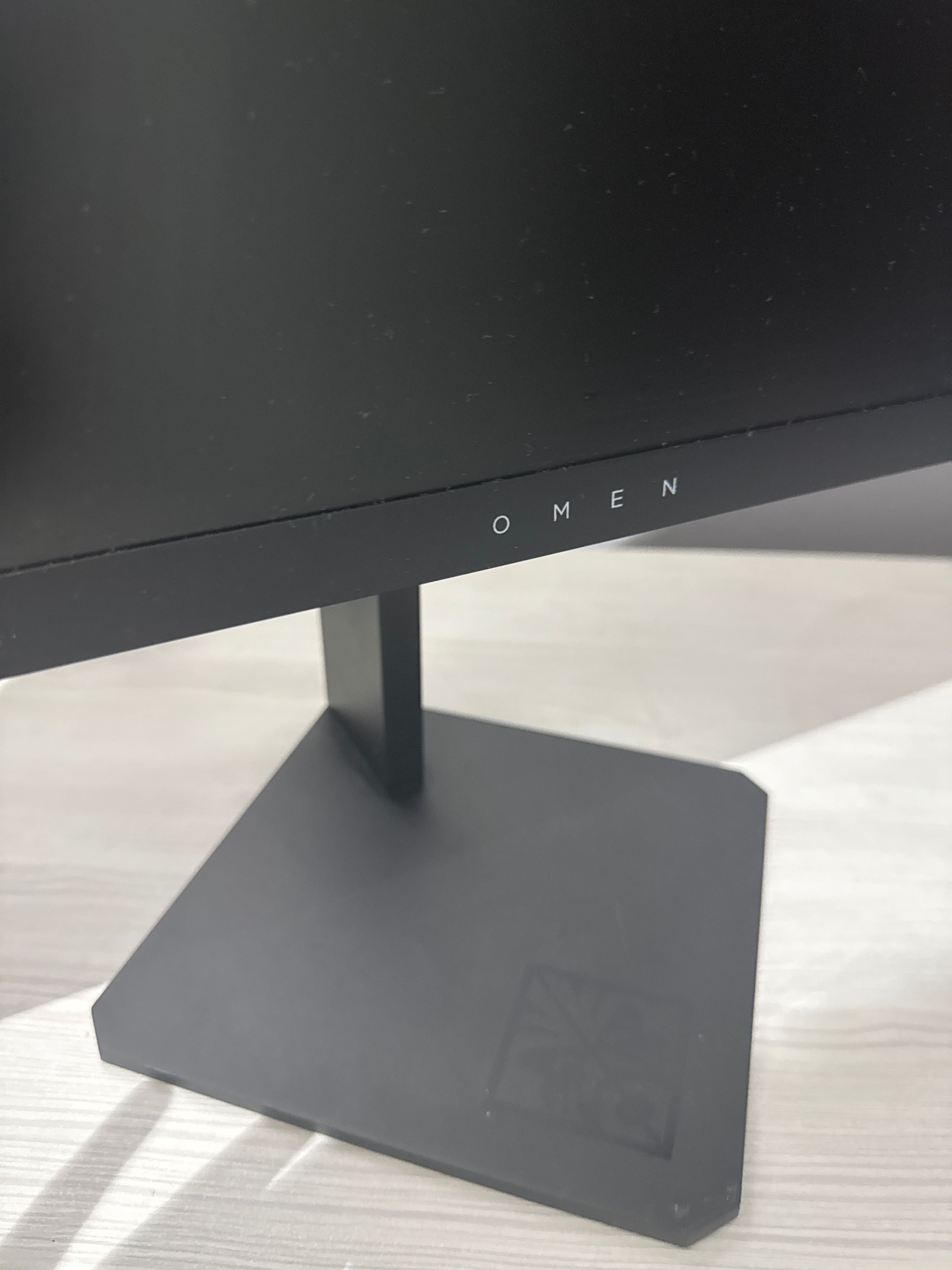 Игровой монитор HP OMEN
