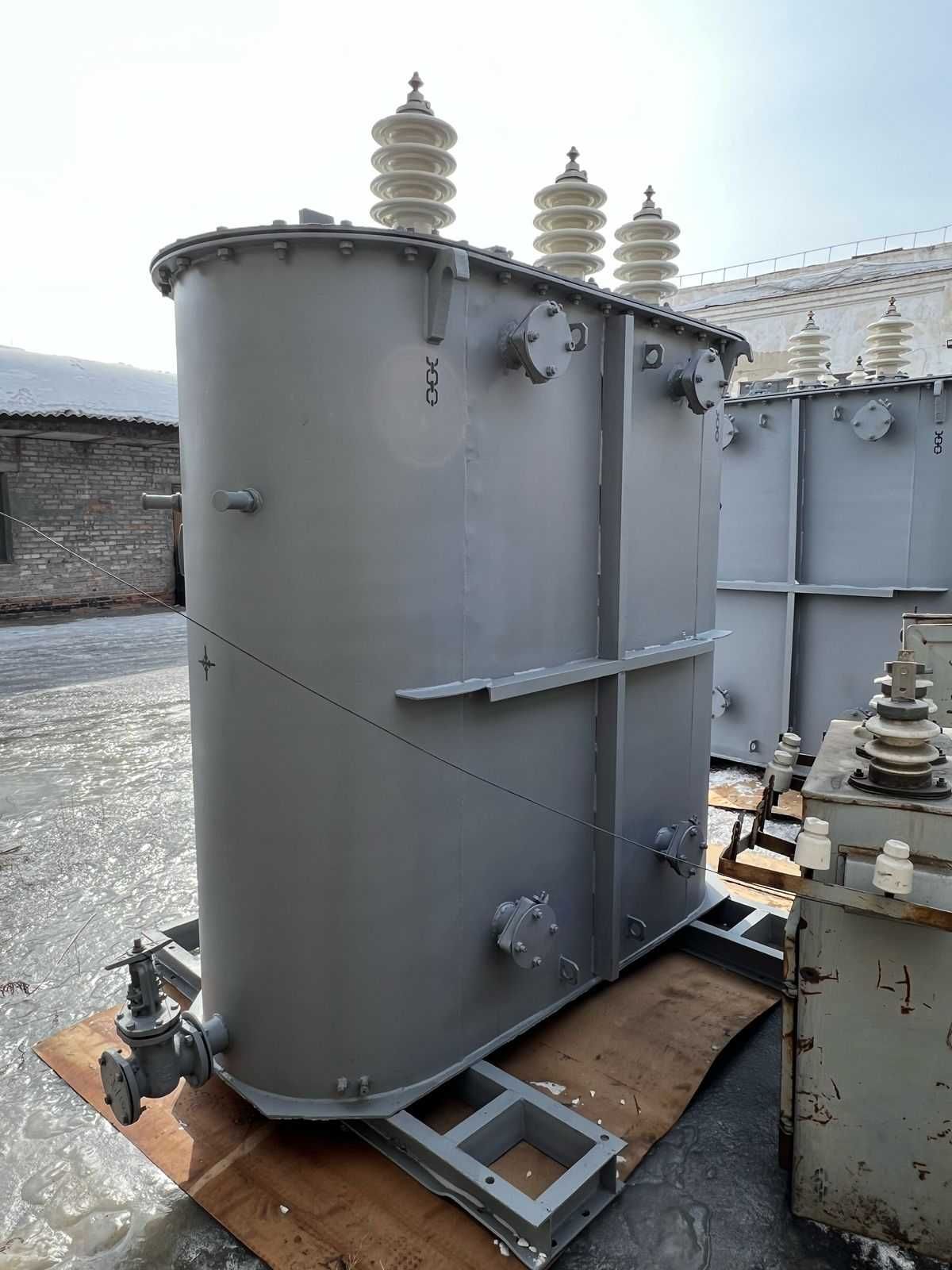 Трансформаторы ТМ 4000 ква 35/10 и 35/6