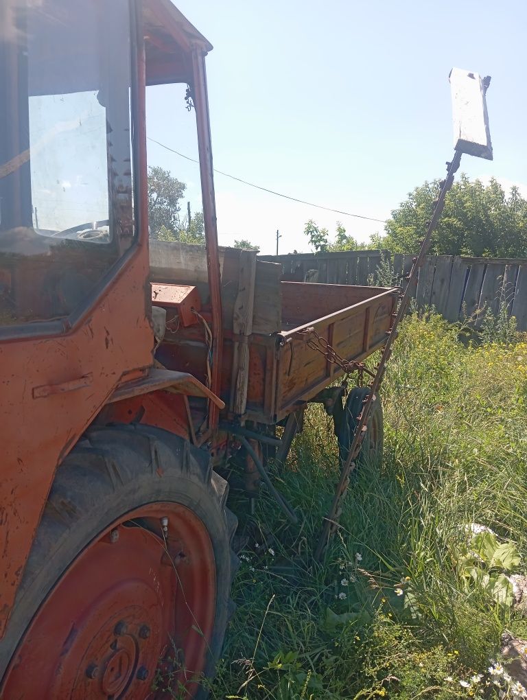 Продам Трактор т16